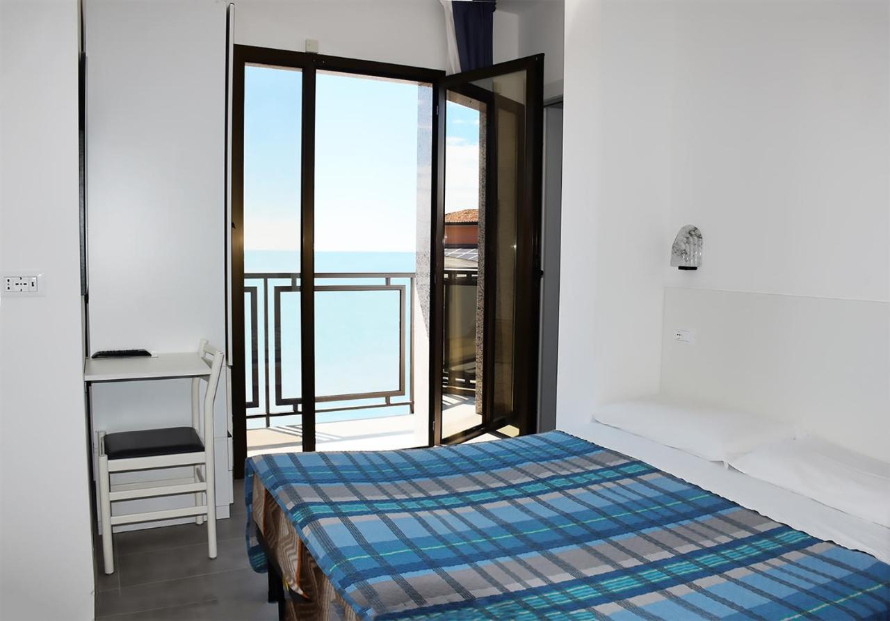Hotel Ondina Τζεσόλο Λίντο Εξωτερικό φωτογραφία