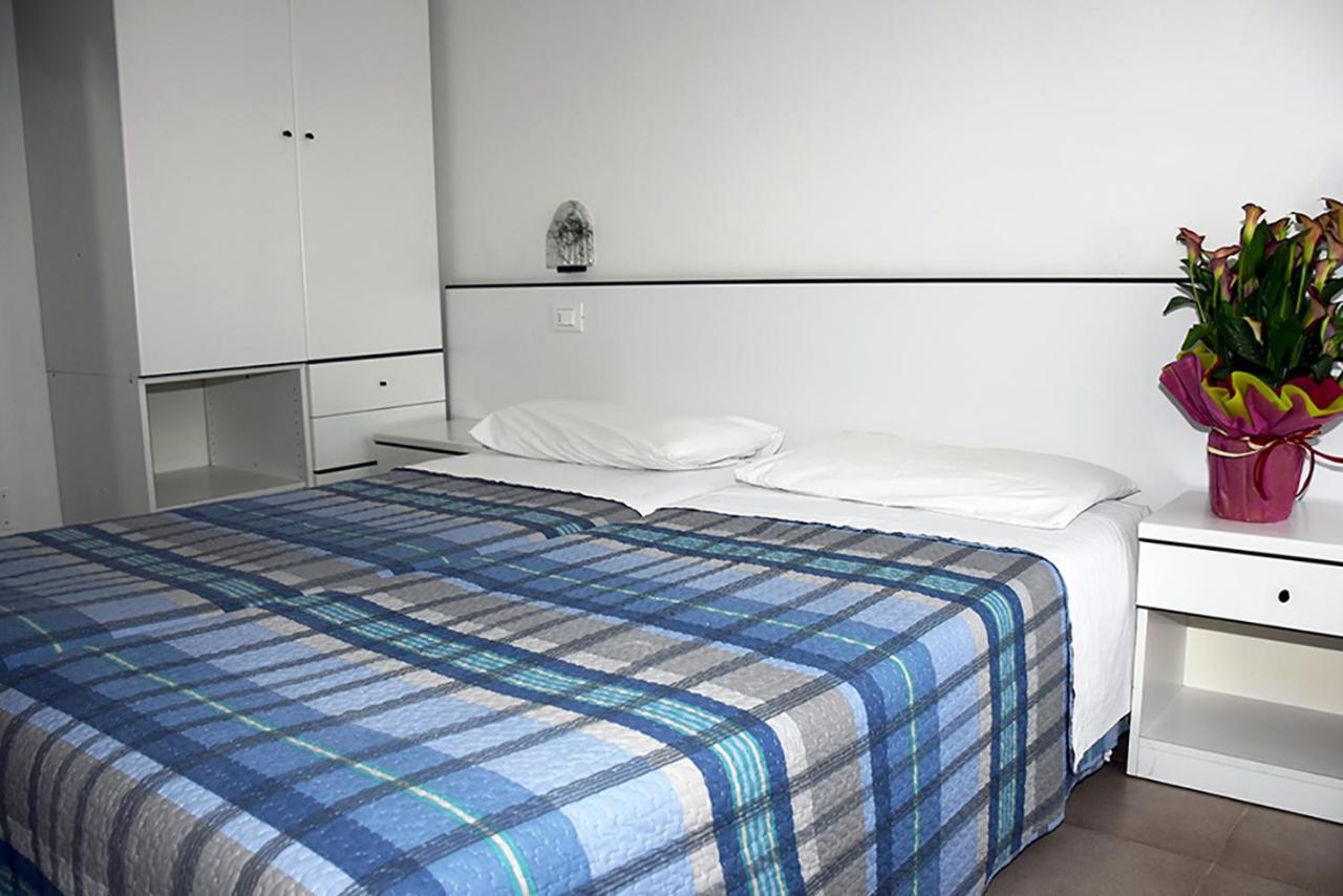 Hotel Ondina Τζεσόλο Λίντο Εξωτερικό φωτογραφία